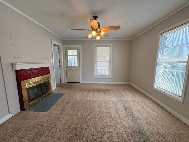 Photo - 3 Bedroom, 1 Bathroom House in Liberty!