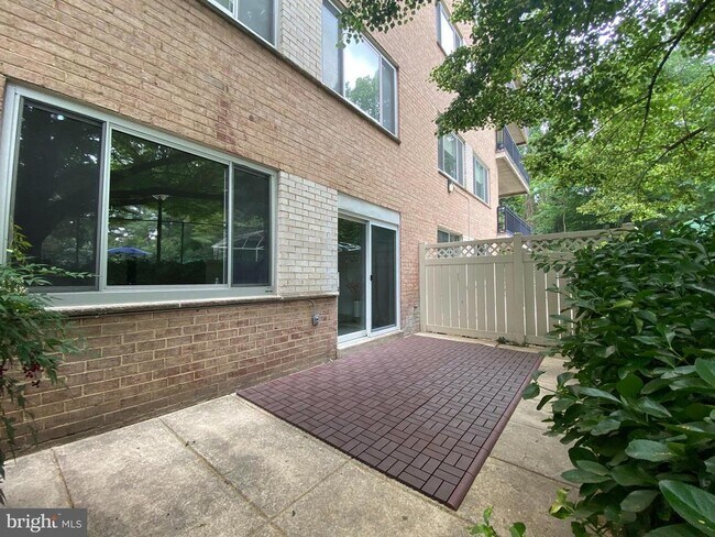 Photo - 1900 Lyttonsville Rd Unit 114