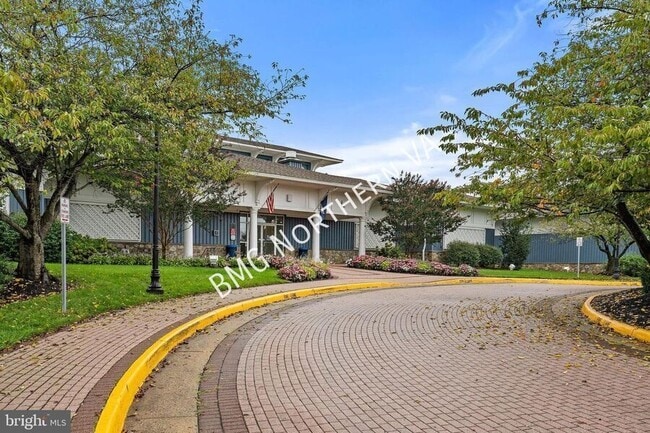 20594 Cornstalk Terrace