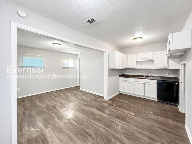 Photo - 3647 S Deerwood Ave