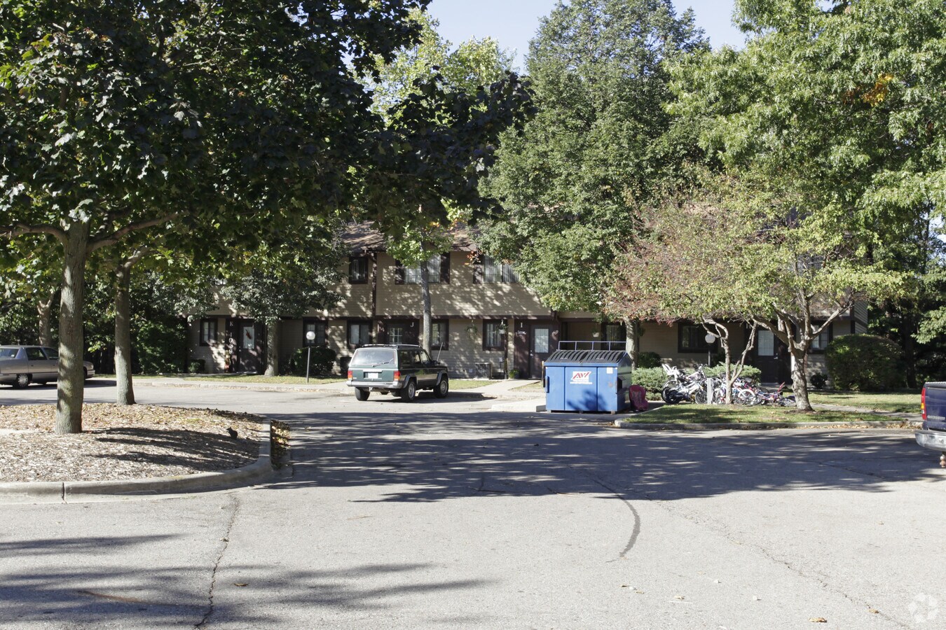 Ridgewood Oaks - Ridgewood Oaks