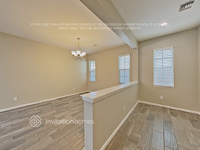 Photo - 20243 W Hadley St