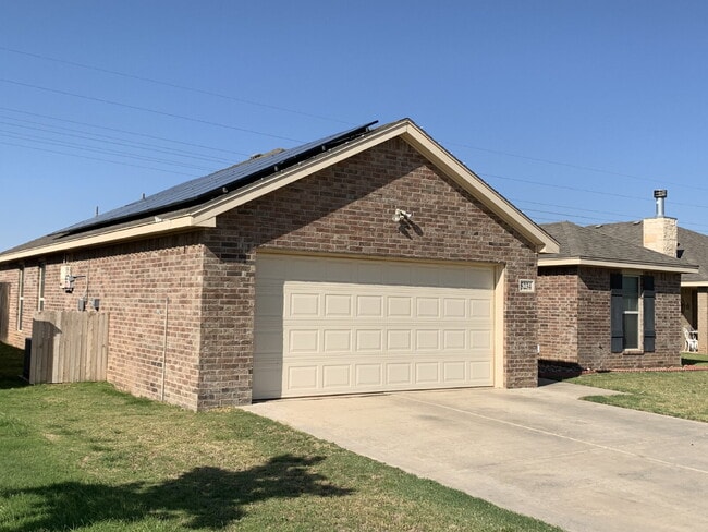 Beautiful 3 Bedroom 2 Bathroom Home In Northwest Lubbock!! Solar Panels and Alarm System Included!!