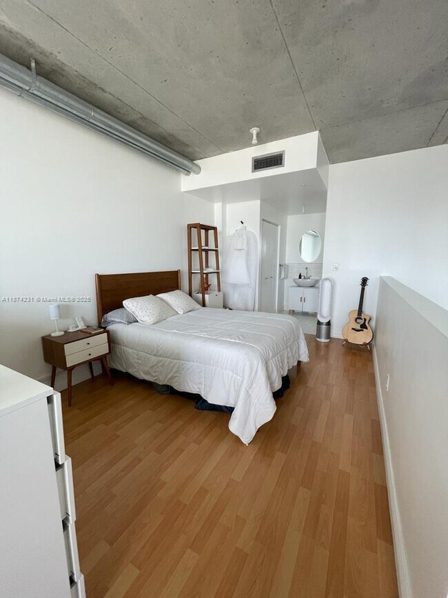 Photo - 690 SW 1st Ct Unit 1717