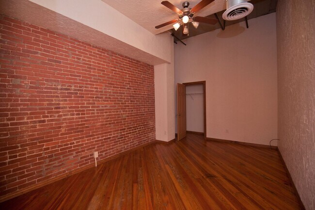 Photo - Market 102 Unit M 102