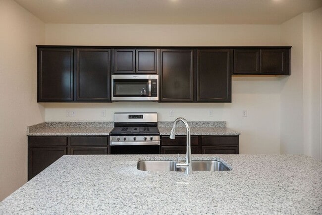 Photo - 4 Bedroom 3 Bath Home in Wellington!