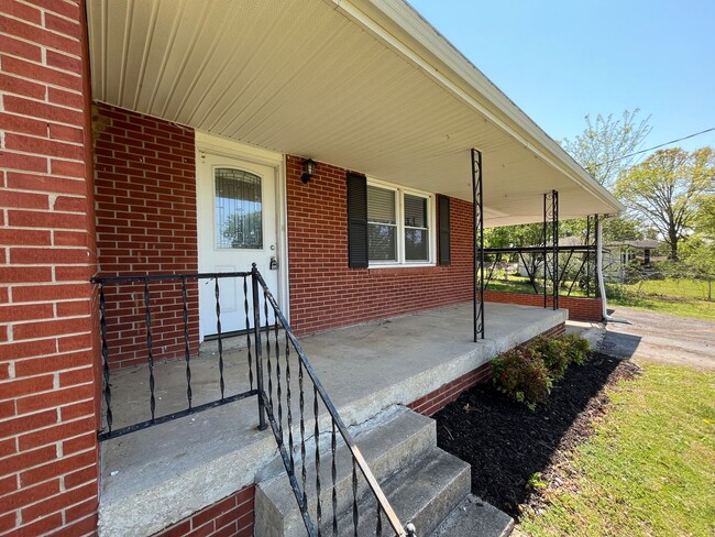 Photo - Great 3 Bedroom Home on Large Lot in Mount Juliet!