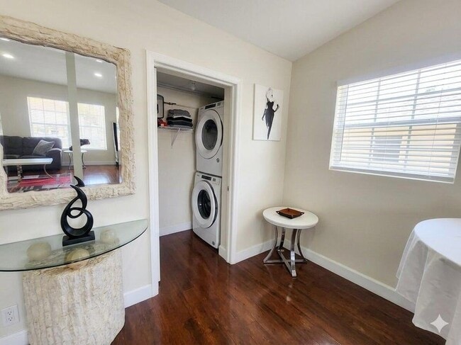 Photo - 3440 SW 20th St