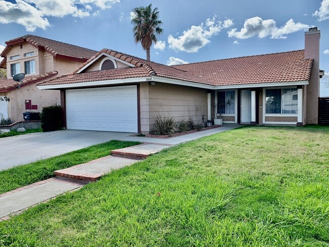 Building Photo - Nice Single Story Home