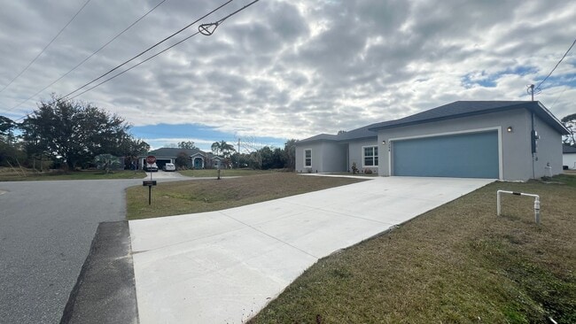 Photo - Stunning 3 Bedroom, 2 Bath Home in Palm Bay!