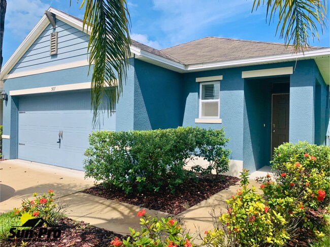 Photo - 507 Armoyan Wy House