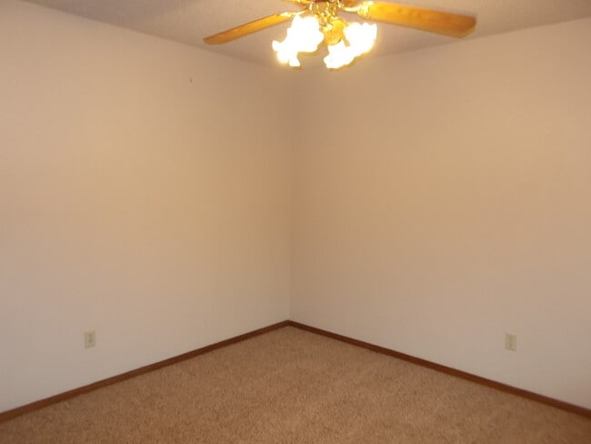 Photo - 321 Aristocrat Dr Unit 321 Aristocrat Apt A
