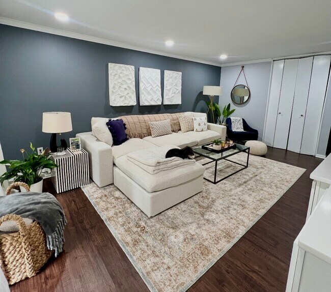 Photo - 7533 Spring Lake Dr Unidad C1
