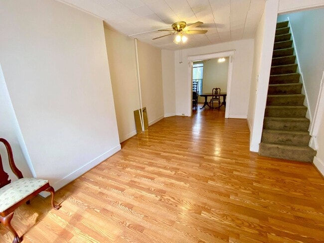 Photo - Large 3bedroom Remington Rowhome ~ 1 Block...