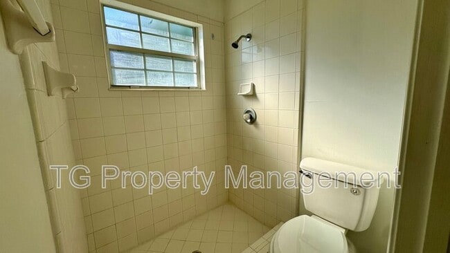 Photo - 3696 Barbizon Cir N