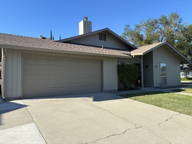 Building Photo - 2028 Kruger Dr