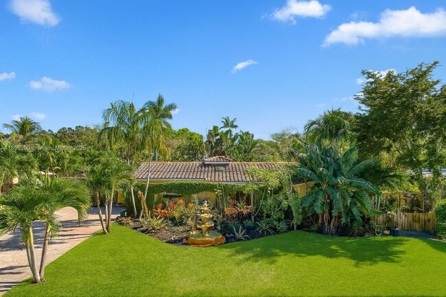 Photo - 690 NW 68th Ave