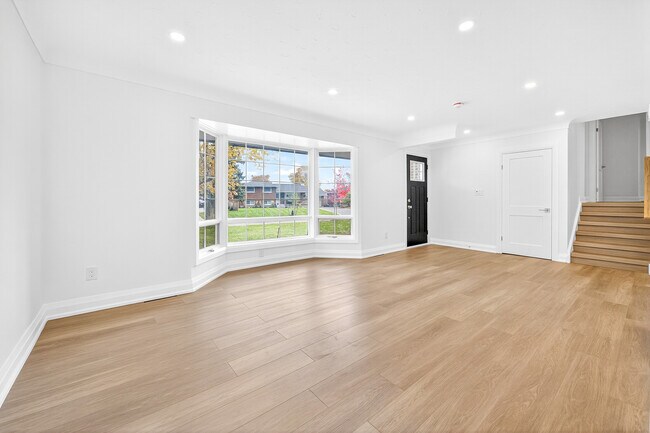 Photo - 29 Kings Grant Rd