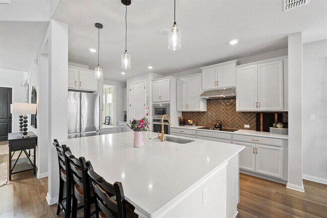Photo - 311 Bear Oak St