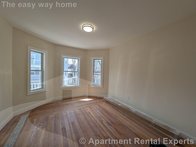 Photo - 5-7 Lowell Cir Unit #2 Unit #2