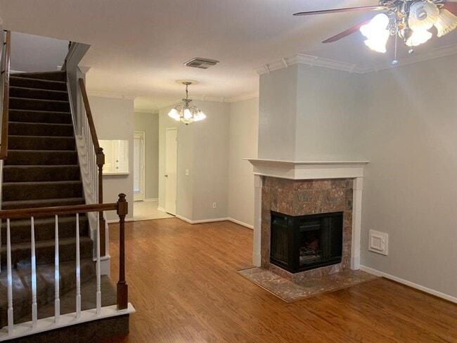 Photo - 2910 Grants Lake Blvd Unidad 1304