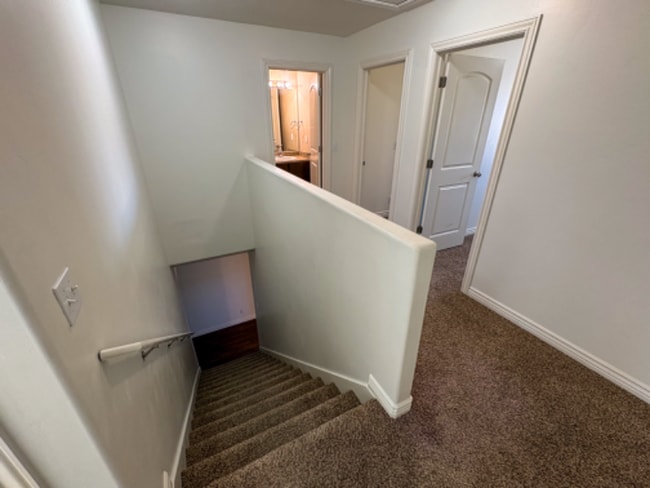 652 Pimlico Dr
