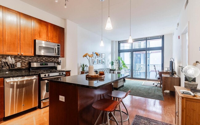 Building Photo - 2120 Vermont Ave NW Unit 312 Rental