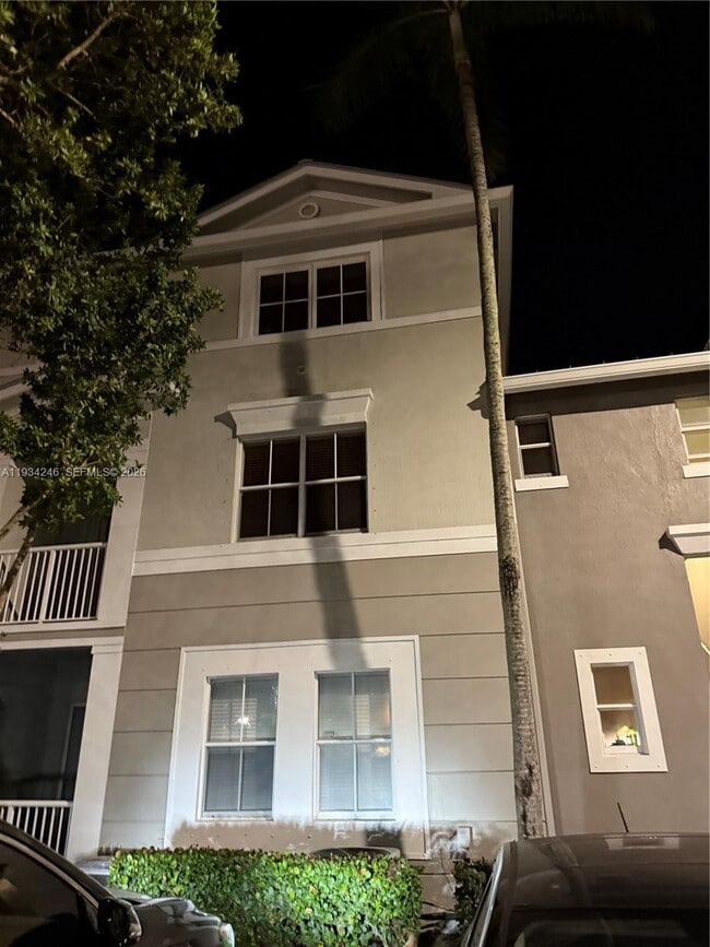 Photo - 2135 Shoma Dr