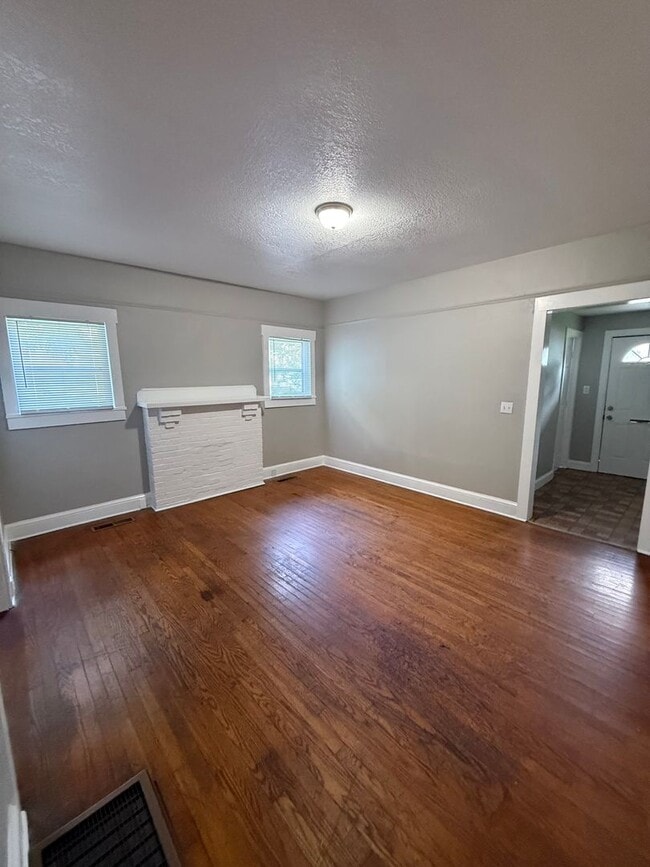 Photo - Charming Home in North Knoxville!