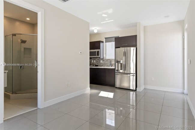 Photo - 10458 NW 67th St Apartment Unit 0