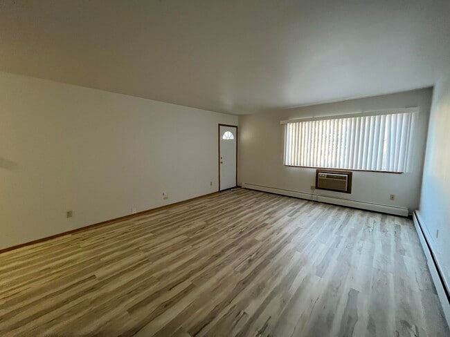 Photo - 3809 S 35th St