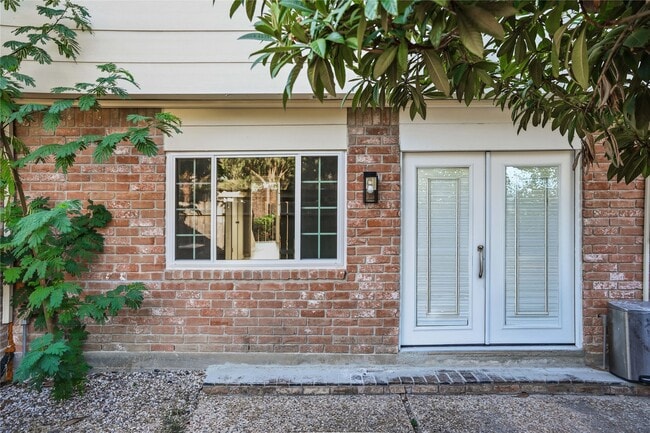 Building Photo - 14545 Misty Meadow Ln