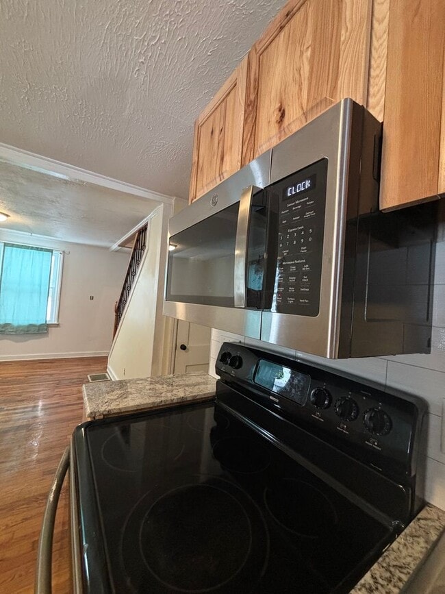 Photo - 110 Victory Dr