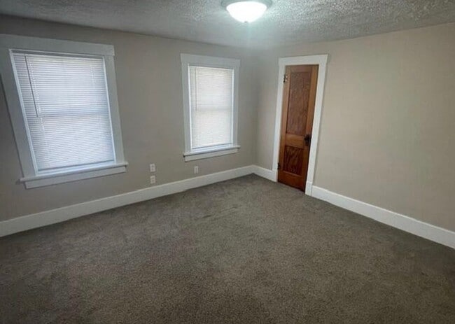 Photo - 120 N 9th St Unit EM Duplex - B