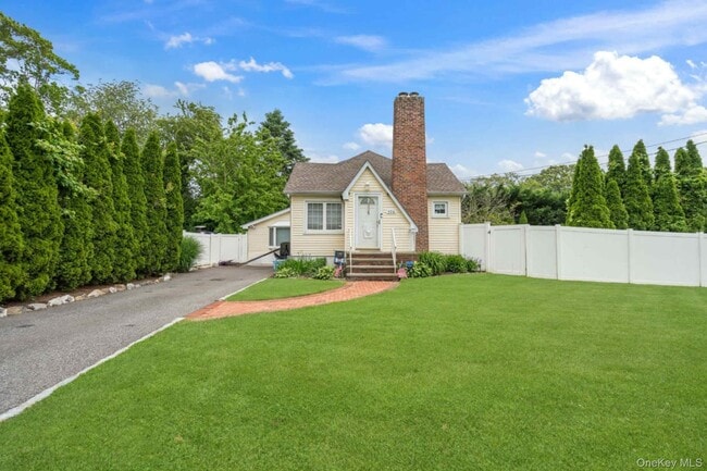 Photo - 306 McCall Ave