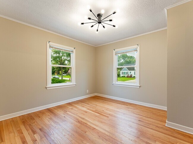 5368 Otto Pl
