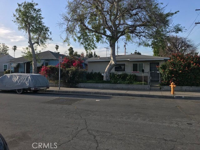 Photo - 9157 Bentel Ave