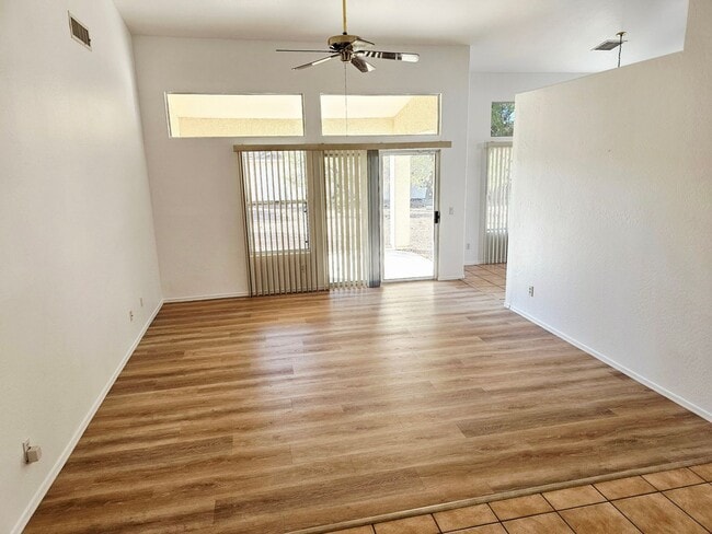 Photo - 1725 W Tumbleweed Ln