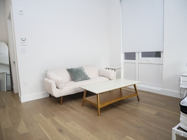 Photo - 38 Hichborn St Unidad 202