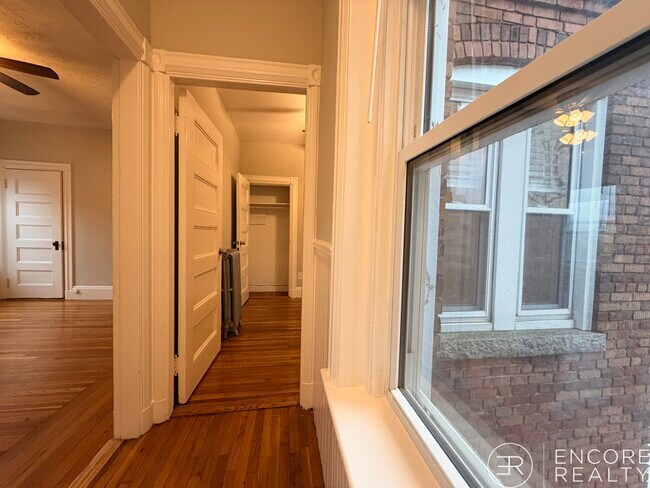 Photo - 900 Massachusetts Ave Unidad 5