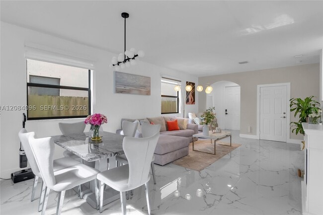 133 NE 25th Terrace