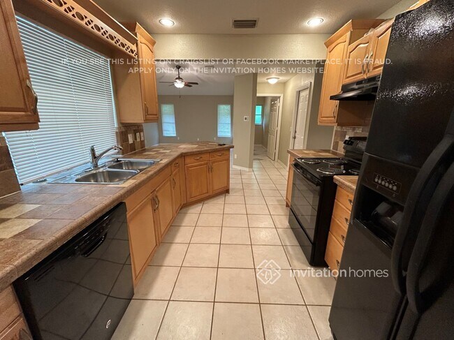 Photo - 1358 Preston St