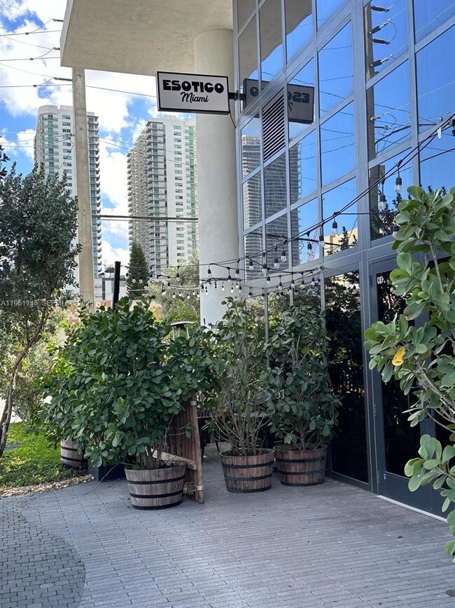 Photo - 1600 NE 1st Ave Unidad 1011