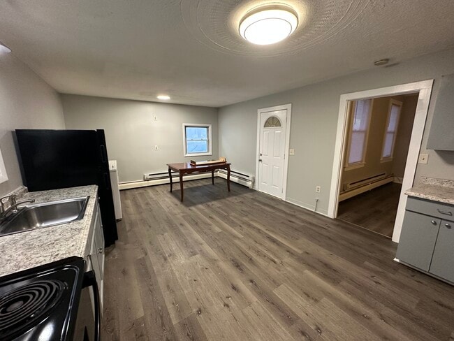 Photo - 1127 Mill St Unit E1