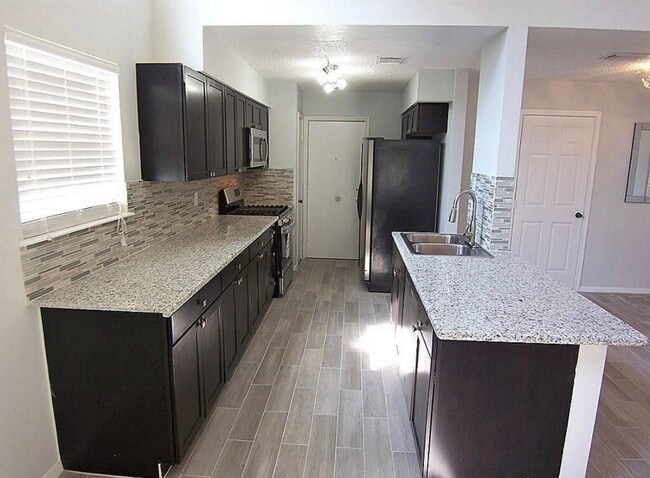 Photo - 1415 Grand Jct Dr