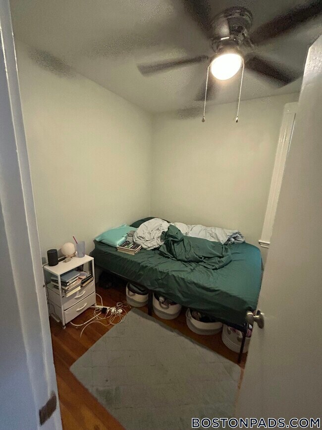 Photo - 114 Falcon St Unit 1