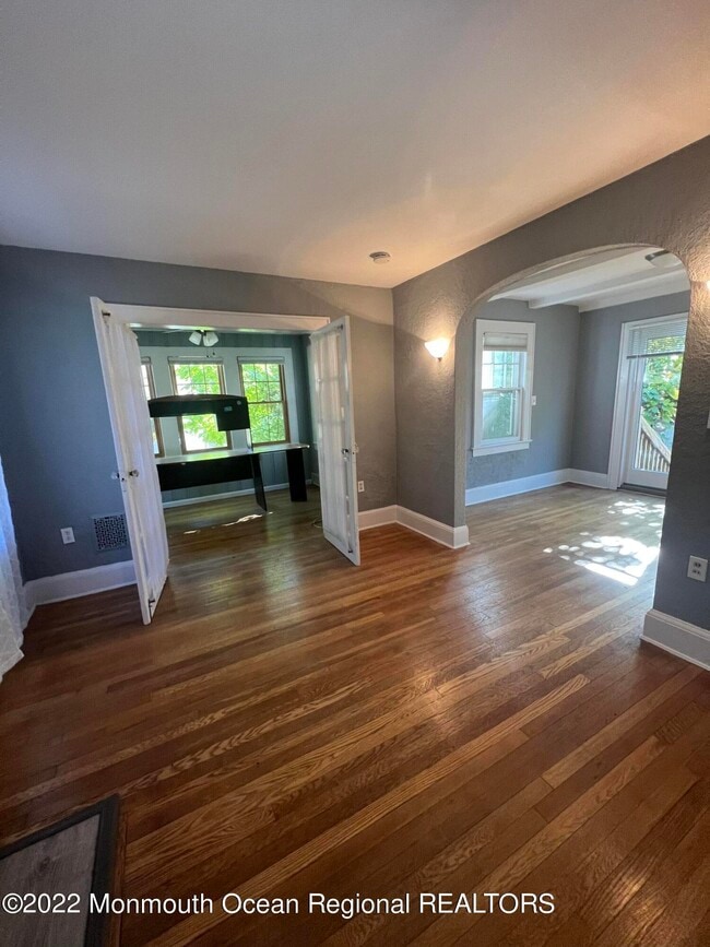 Photo - 432 Harnell Ave