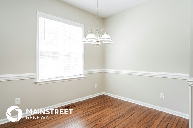 Photo - 292 Tomahawk Dr