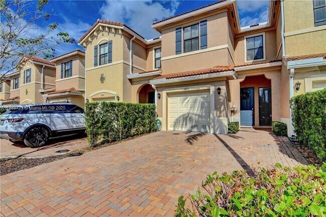 Building Photo - 1071 NW 33rd Ct Rental