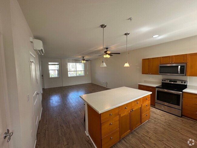 Building Photo - 540 Manawai St Rental